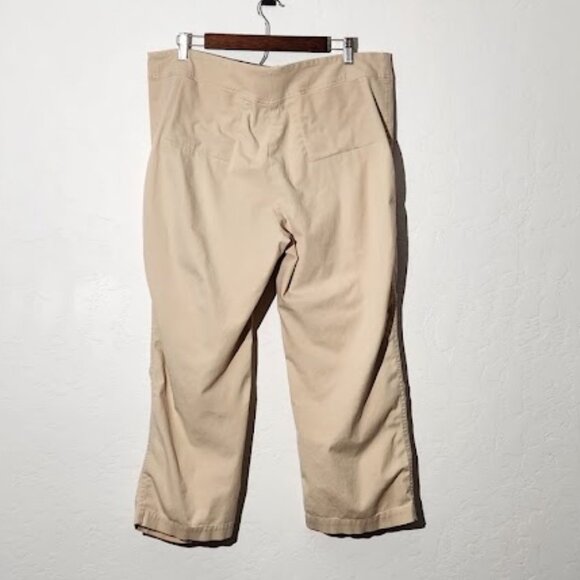 Eileen Fisher Women's Cropped Pants in size XL - Picture 3 of 4